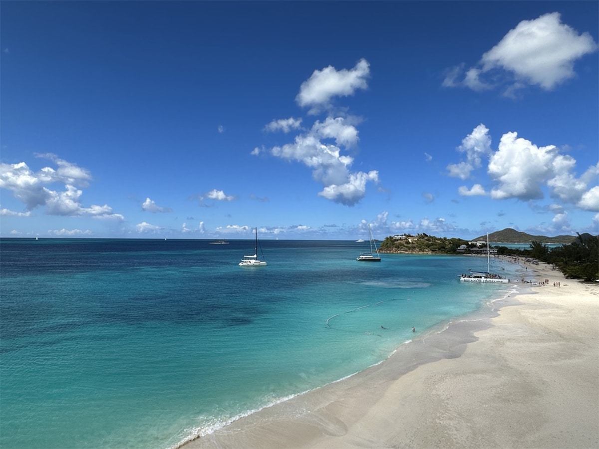 antigua dominican republic flights