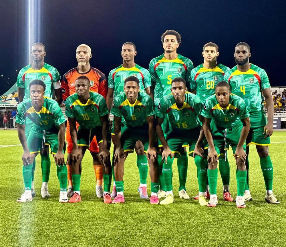 Glasgow sets new scoring record as Golden Jaguars settle Barbados 4-1