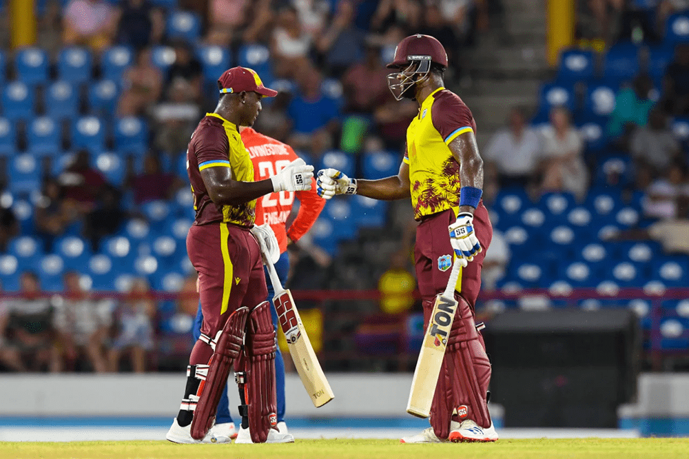 Mahmood sets tone again, before Curran and Livingstone steer chase