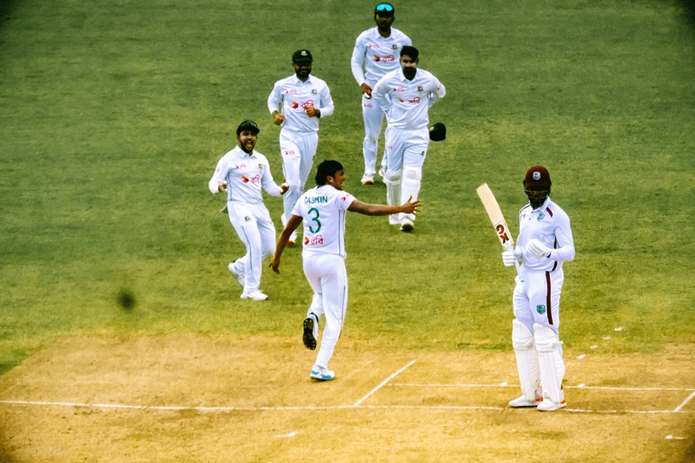 Roach and Seales star as West Indies close in on Antigua Test victory