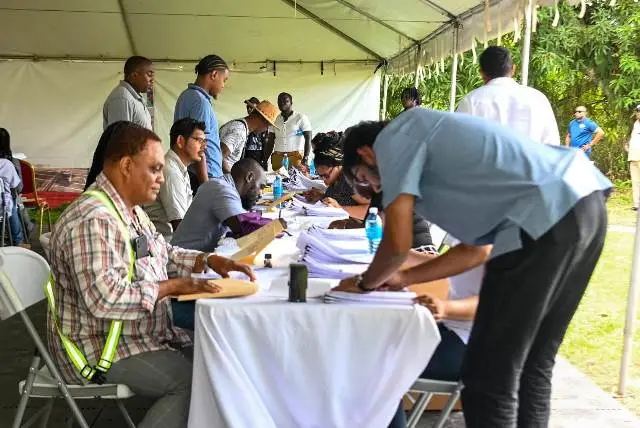 Over 300 small contractors from Linden ink $4.2B road development contracts