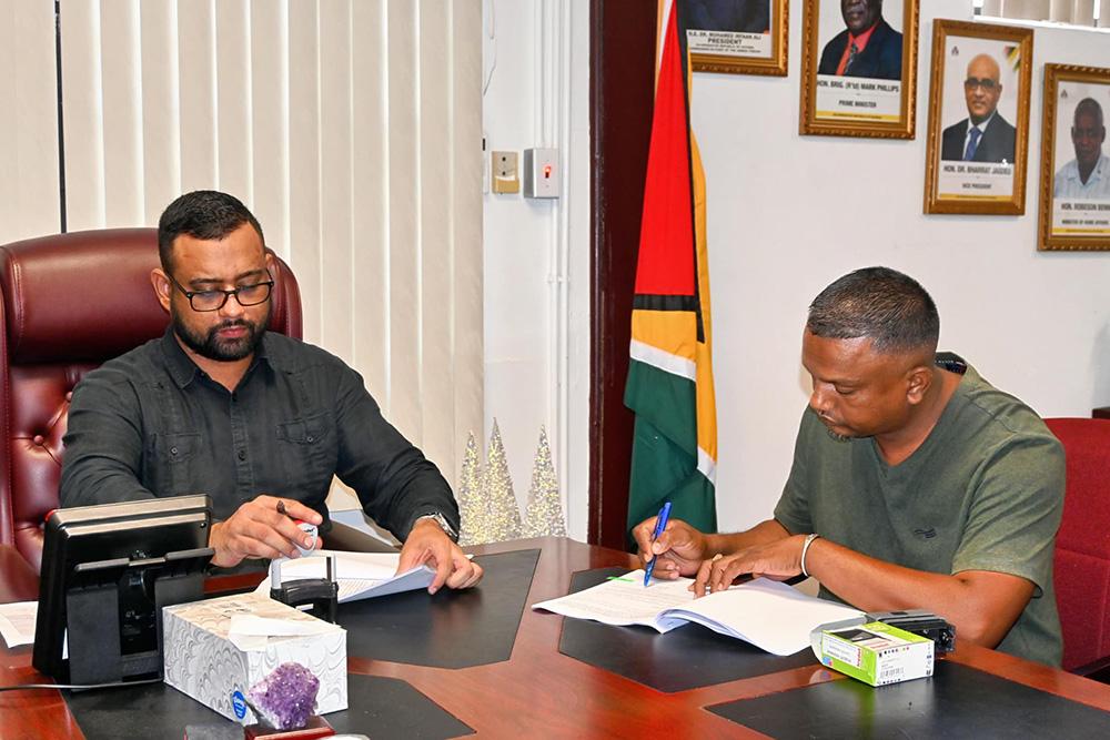 $164M Contract signed for new Mahaicony fire station