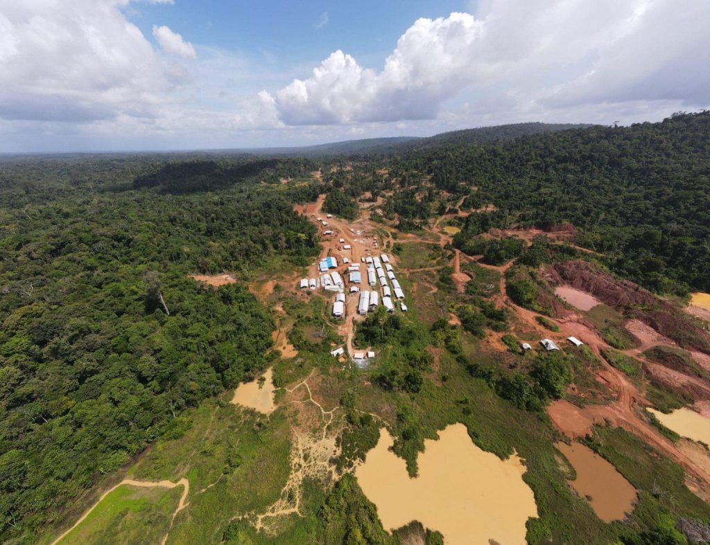 Govt. talks up potential of Canadian-run gold project in Guyana