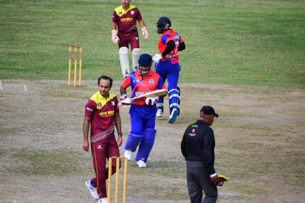 Guyana Police Force Senior Officers defeat visiting Canadian New Western Cricket Club in friendly cricket match