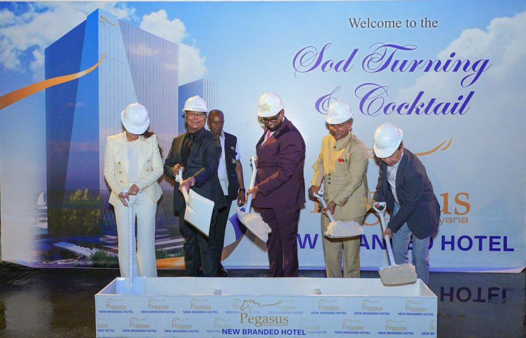 Badal turns sod for 150-room  hotel next to Pegasus Corporate Centre