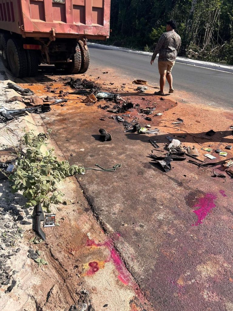 Two dead in Loo Creek accident